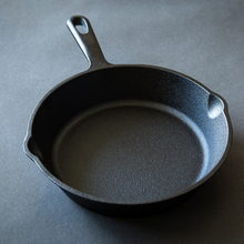 Cargar imagen en el visor de la galería, PACK FIERRO FUNDIDO Mr.W (1 Wok + 2 Sartenes)