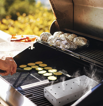 Cargar imagen en el visor de la galería, CAJA AHUMADORA Mr. W