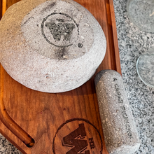 Cargar imagen en el visor de la galería, MORTERO PIEDRA de RIO Mr.W